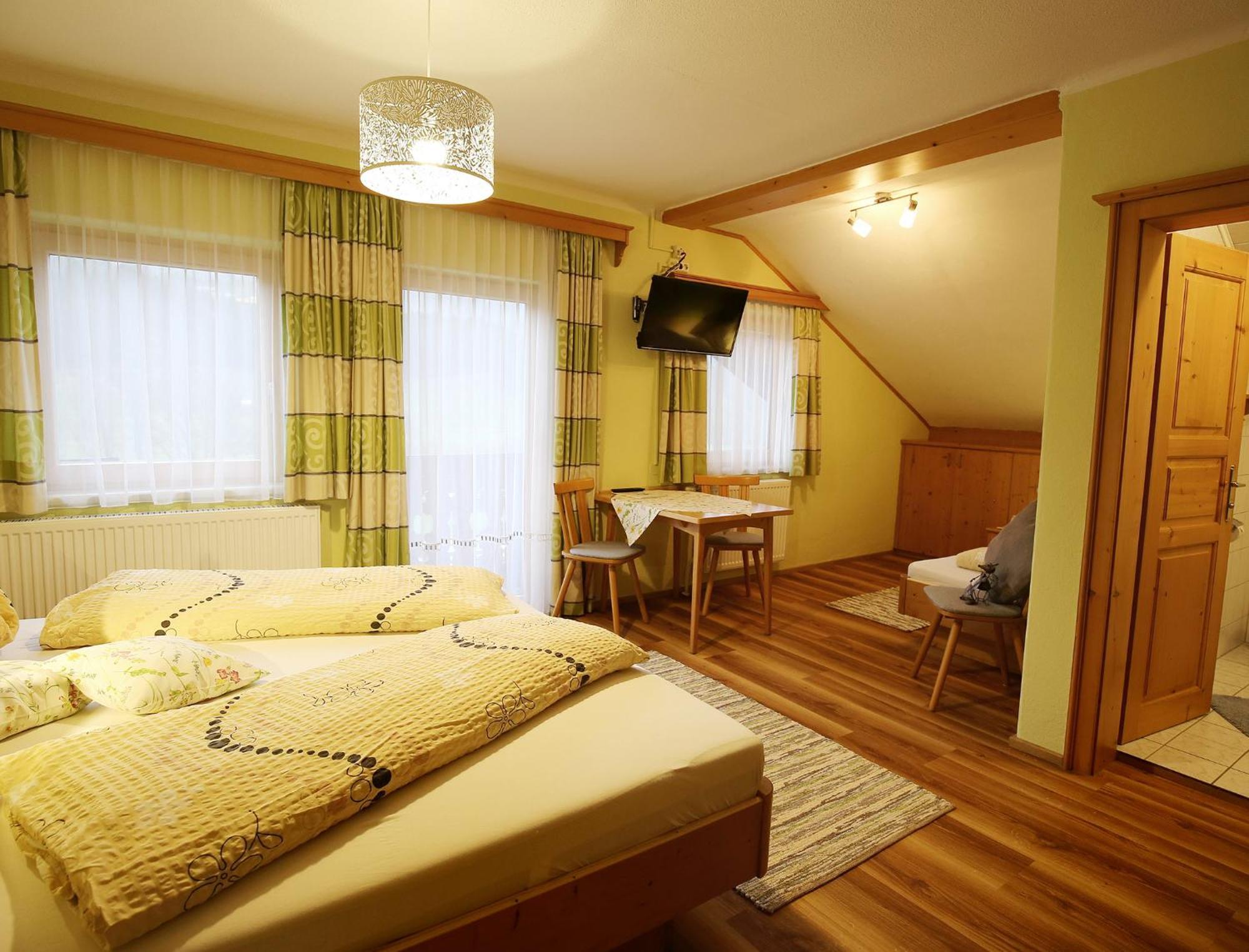 Haufhof-Pension Am Bauernhof, Haus Im Ennstal Bei Schladming Eksteriør bilde
